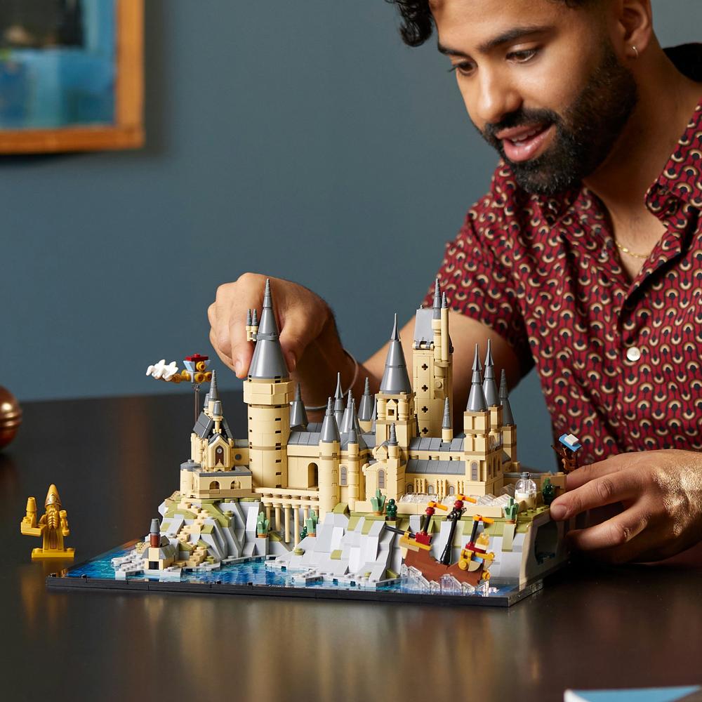 LEGO® Bradavický hrad a okolí 76419 Obrázek