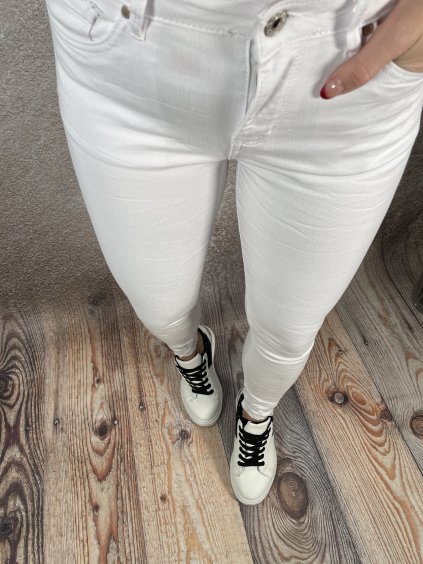 dámské džíny bílé